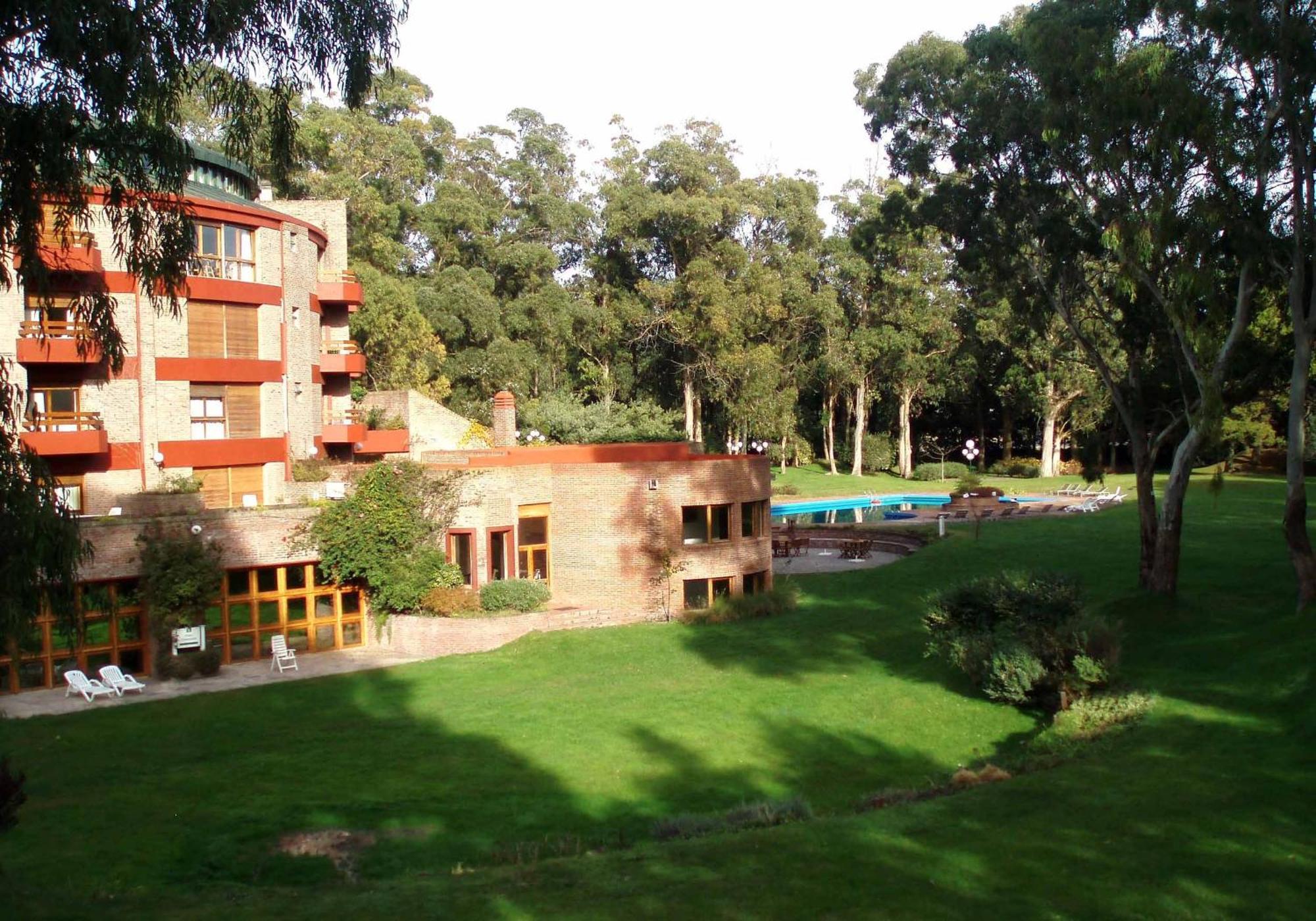 Hotel Del Bosque Pinamar Exterior foto